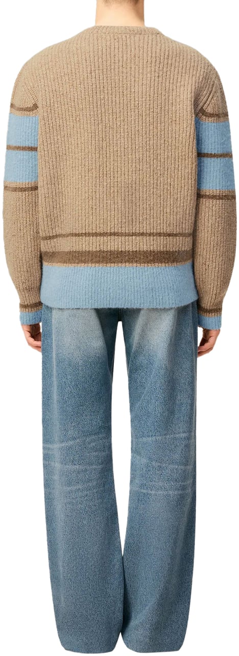 AMI Paris AMI DE COEUR PATCH COLLEGE V-NECK BEIGE Beige