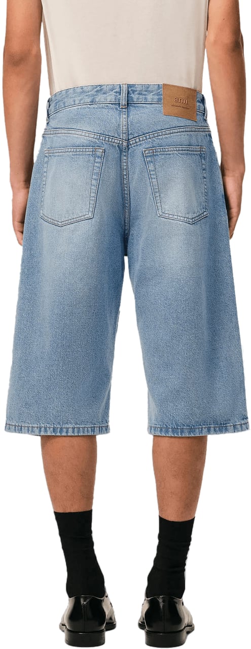 AMI Paris BERMUDA MAAT LARGE FIT BLEU Blauw