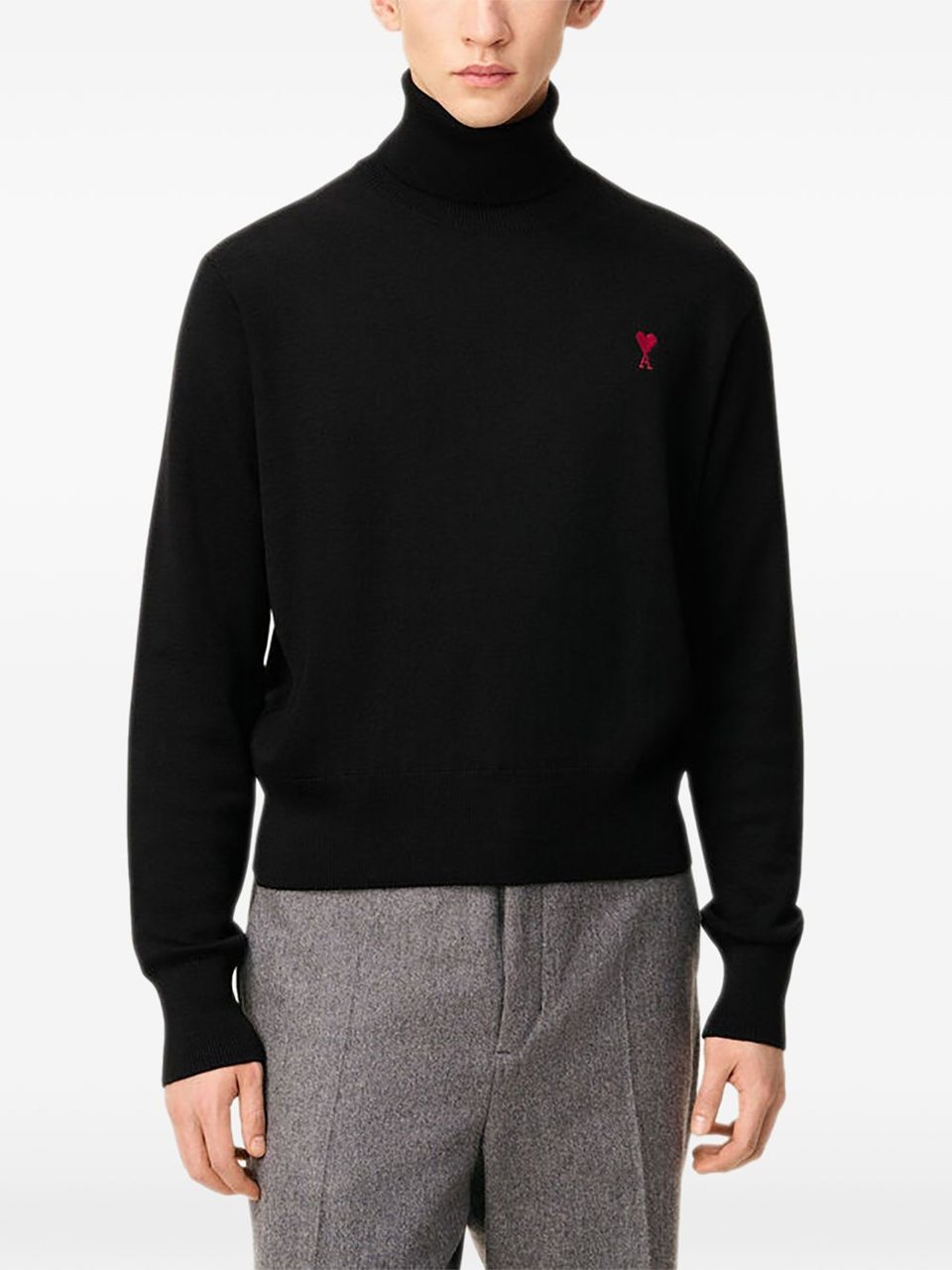 AMI Paris Relaxed Fit Turtleneck Sweater with Embroidered Heart Detail Zwart