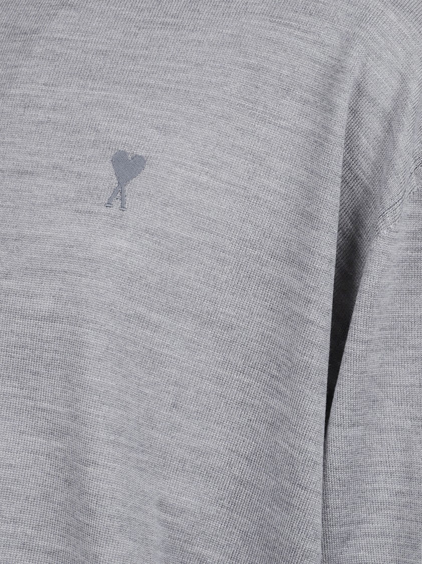 AMI Paris Sweaters Gris Lichtgrijs