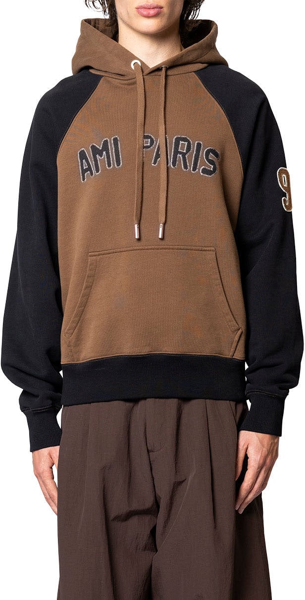 AMI Paris SWEATSHIRT PATCH HAZELNUT/BLACK Bruin