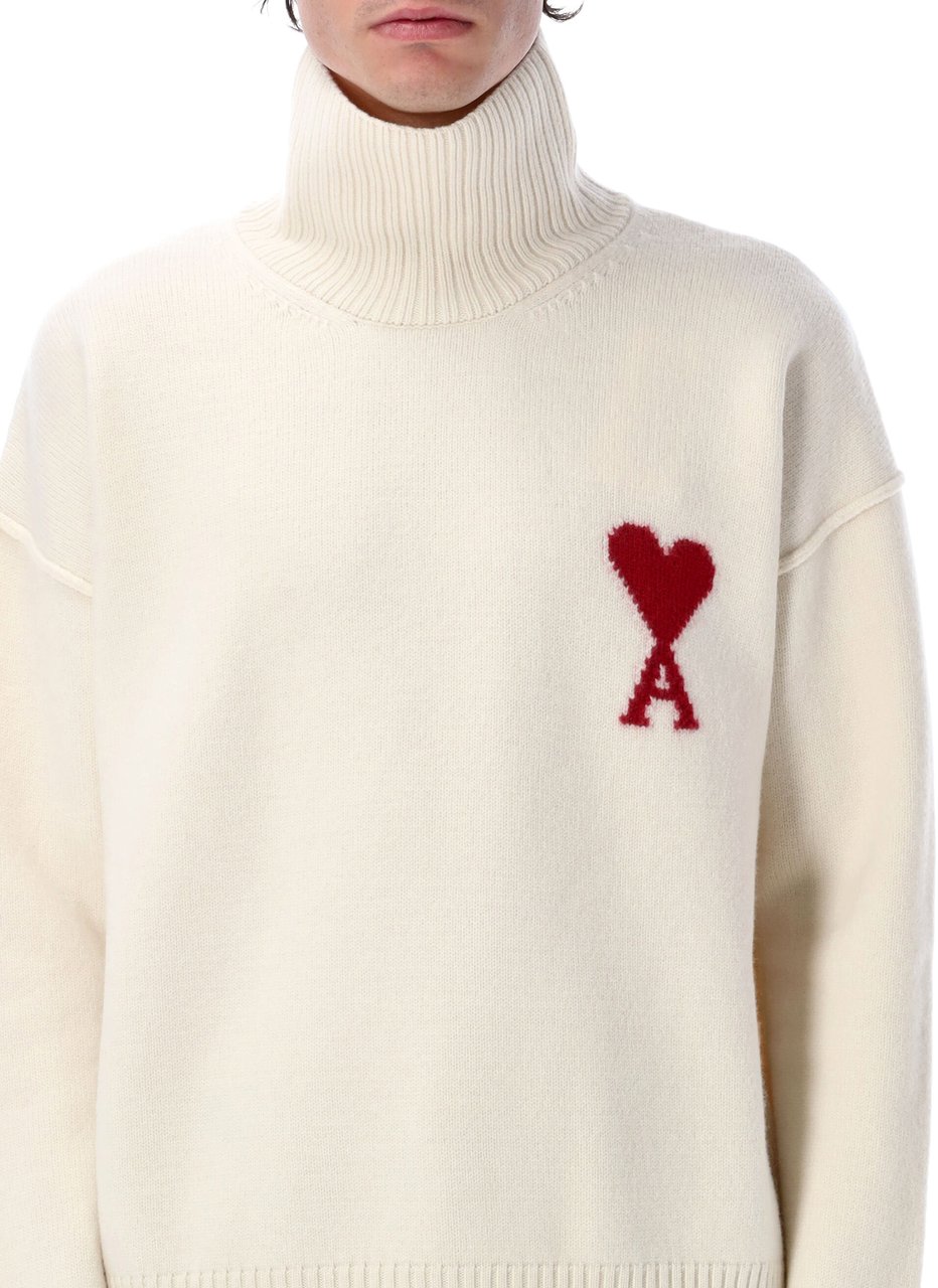 AMI Paris Red Adc High Neck Beige Wit