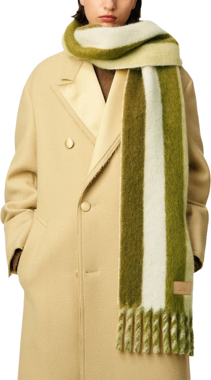 AMI Paris Scarfs Ivoire Wit
