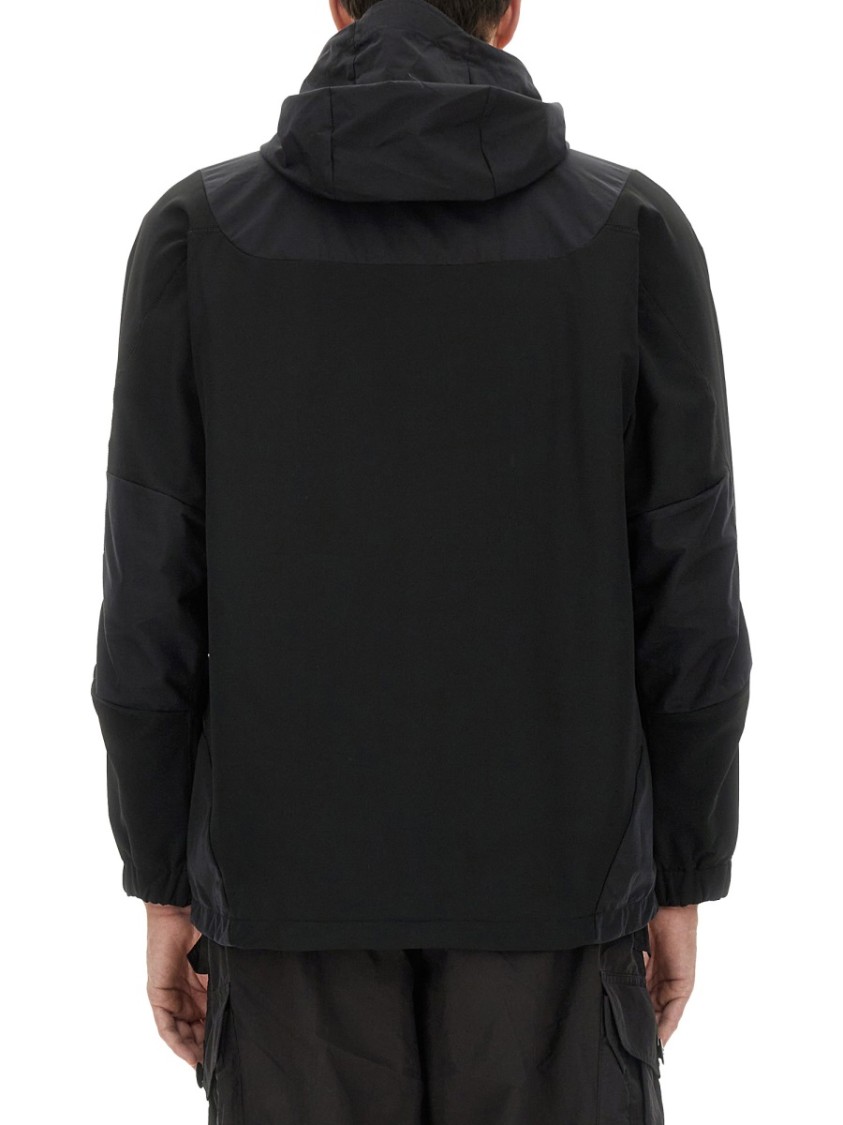 and wander Hooded Jacket With Adjustable Features Zwart