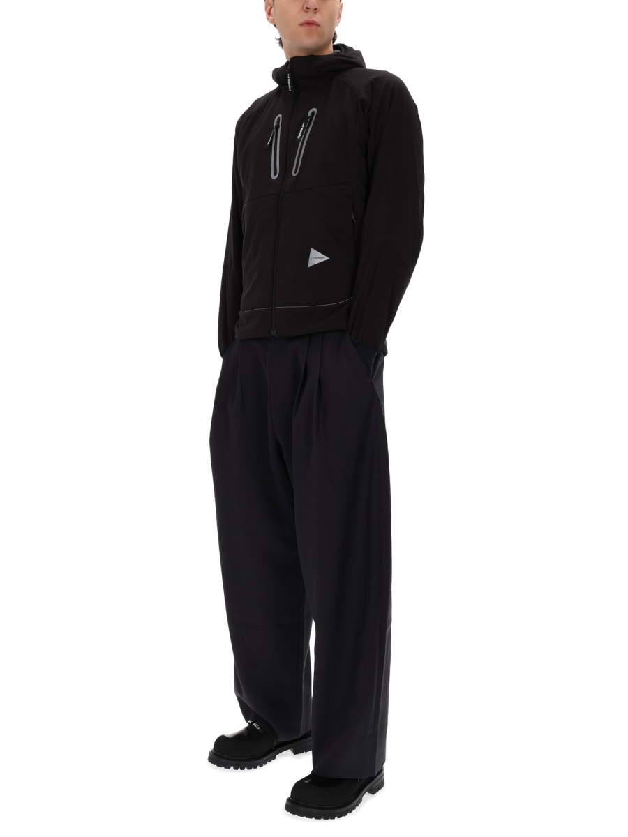 and wander Black Polyester Alpha Air Hoodie Zwart