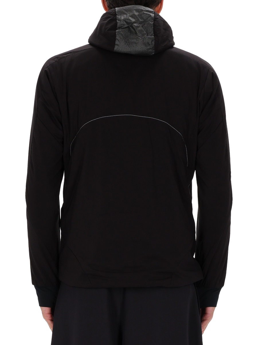 and wander Black Polyester Alpha Air Hoodie Zwart