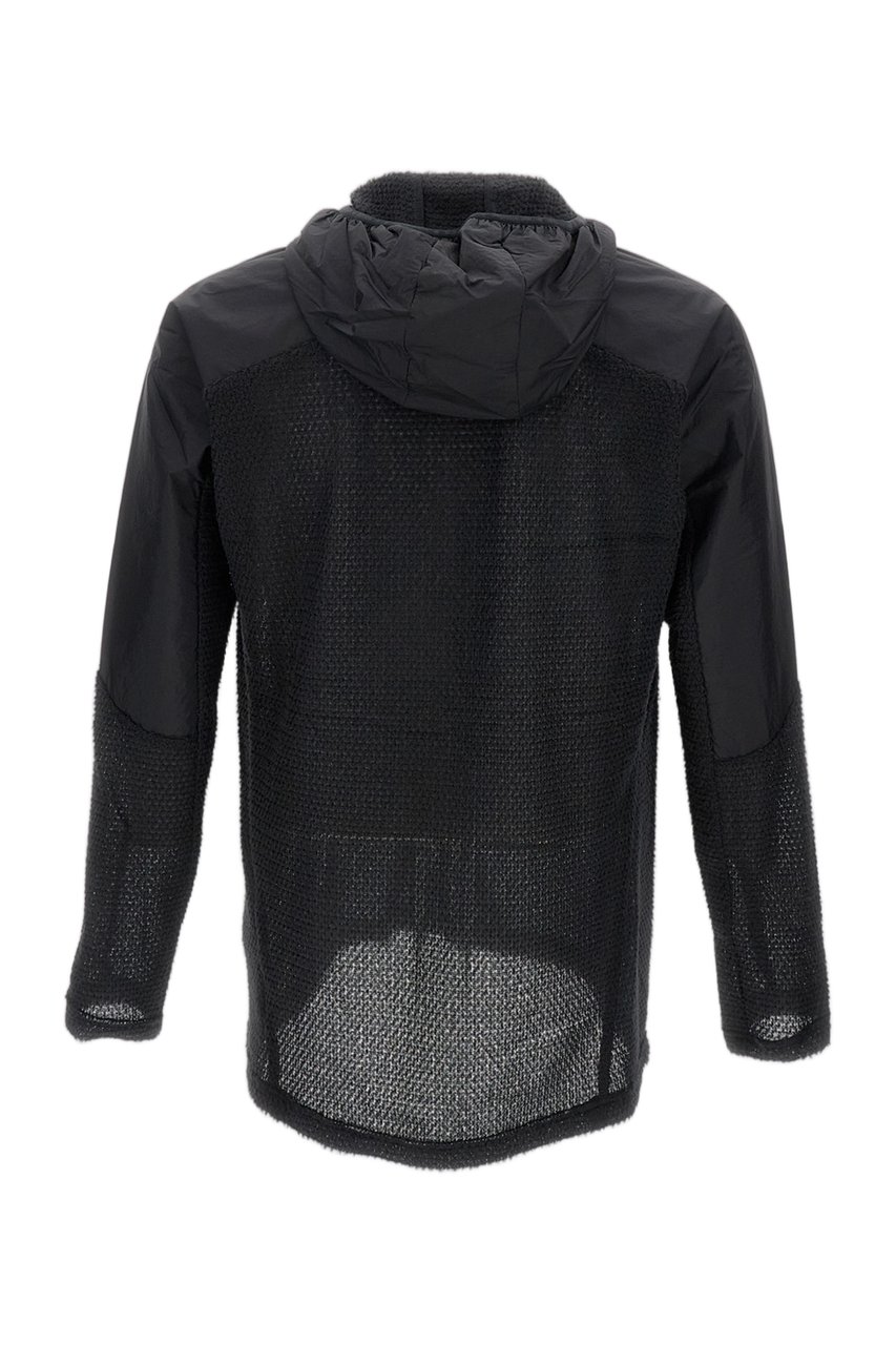and wander Hooded Black Jacket With Fleece Inserts And Zip Detailing Zwart