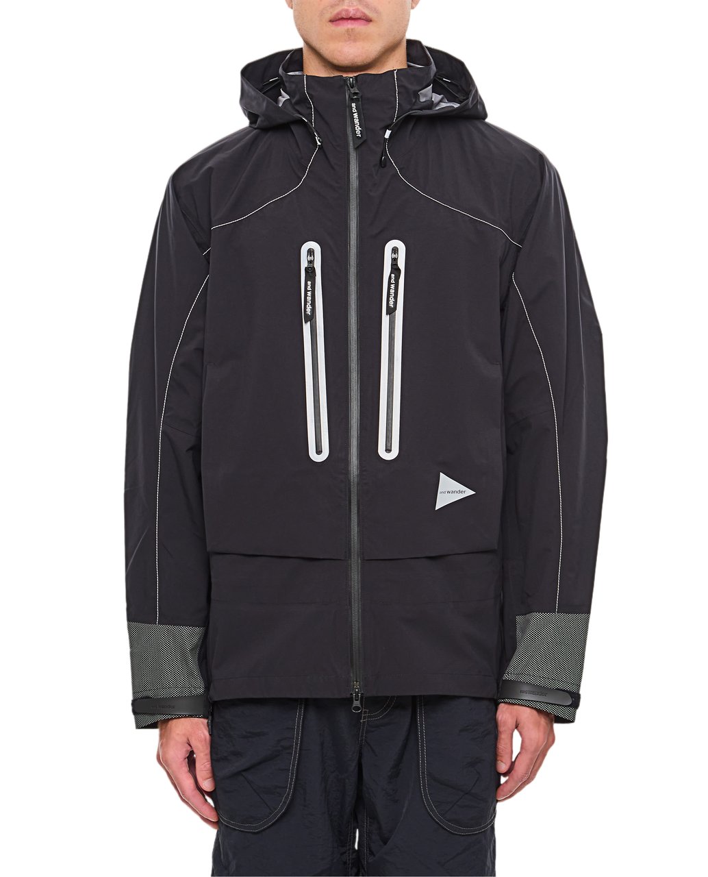 and wander Lightweight Waterproof Rain Jacket With Adjustable Features Zwart