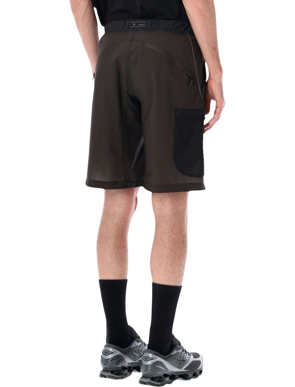 and wander Breath Rip Ripstop Cargo Summer Shorts Zwart
