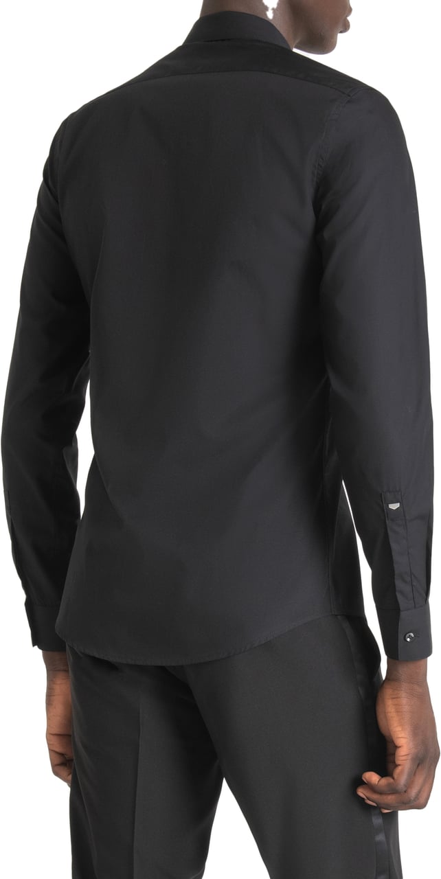Antony Morato "LONDON" SLIM-FIT SHIRT WITH CONCEALED BUTTONS Zwart