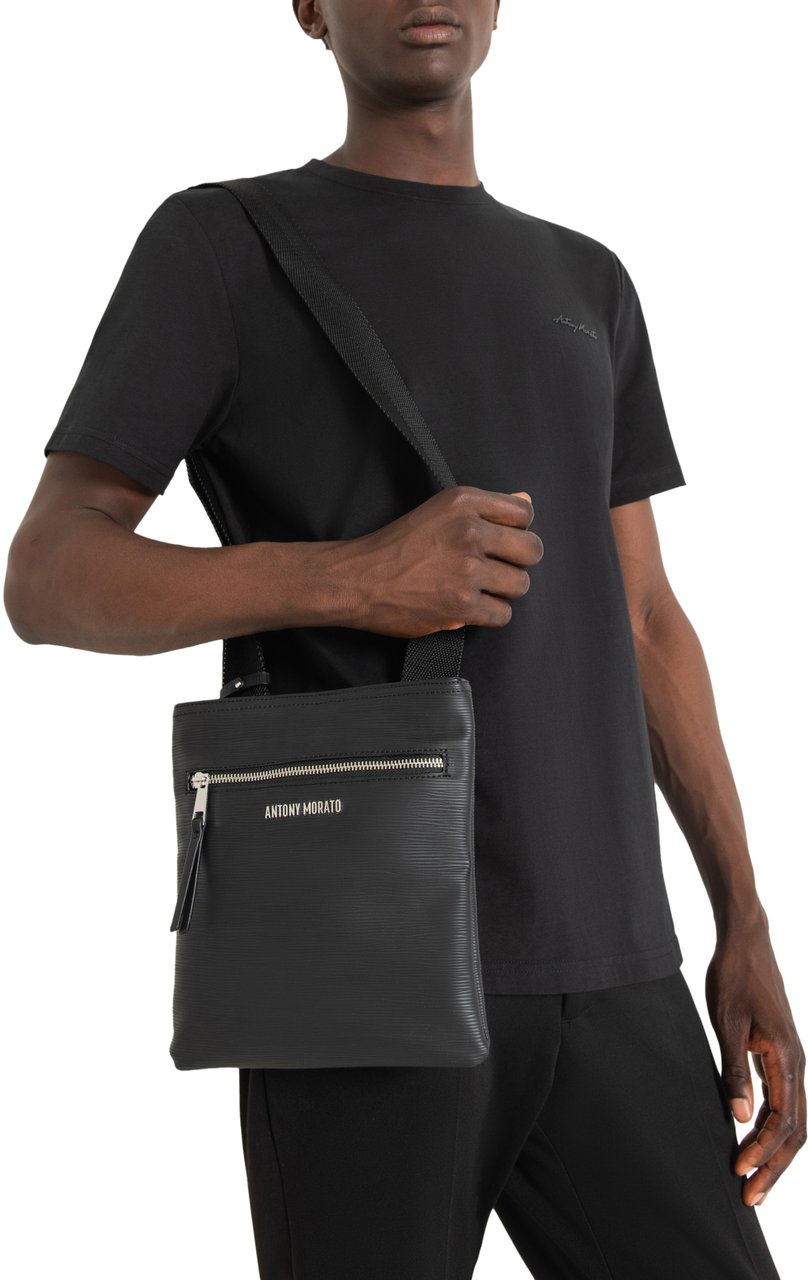 Antony Morato MESSENGER BAG PALMELLATO EFFECT. Zwart