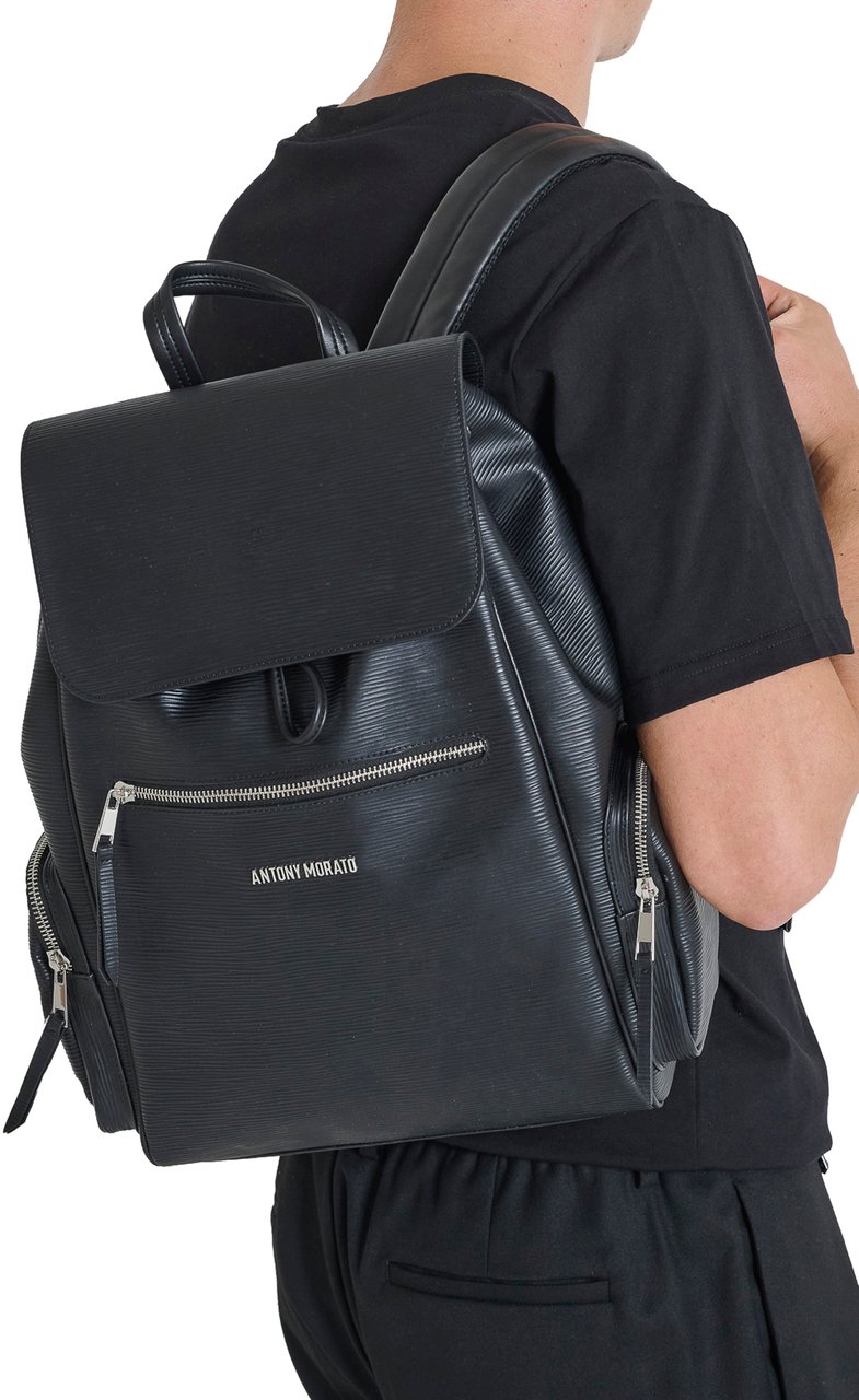 Antony Morato BACKPACK.ZIP POCKETS.LOGO RIVET.SMART SLEEVE ON BACK Zwart