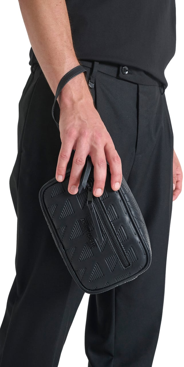 Antony Morato POUCH IN FAUX LEATHER FANCY PRINTED.METAL ZIP POCKET.3D LOGO METAL RIVET.DETACHABLE HANDLE Zwart
