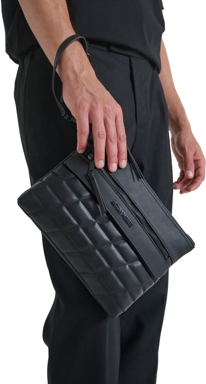 Antony Morato POUCH FLAT.ZIP PATCH POCKET.LOGO RIVET.DETACHABLE HANDLE Zwart