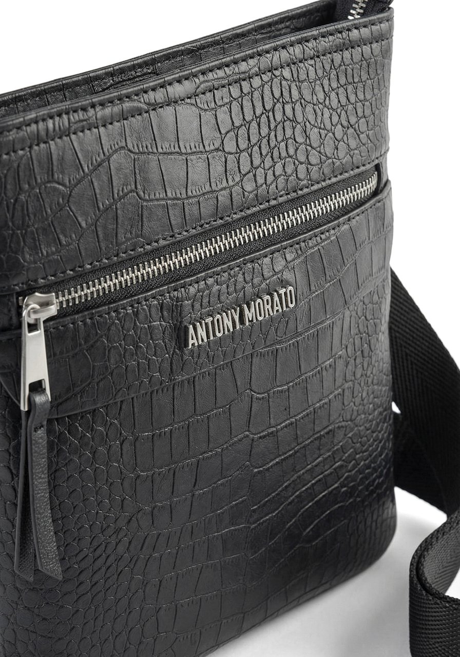 Antony Morato MESSENGER IN FAUX LEATHER CROCODILE PRINT.METAL ZIP POCKET.LOGO RIVET.ADJUSTABLE STRAP Zwart