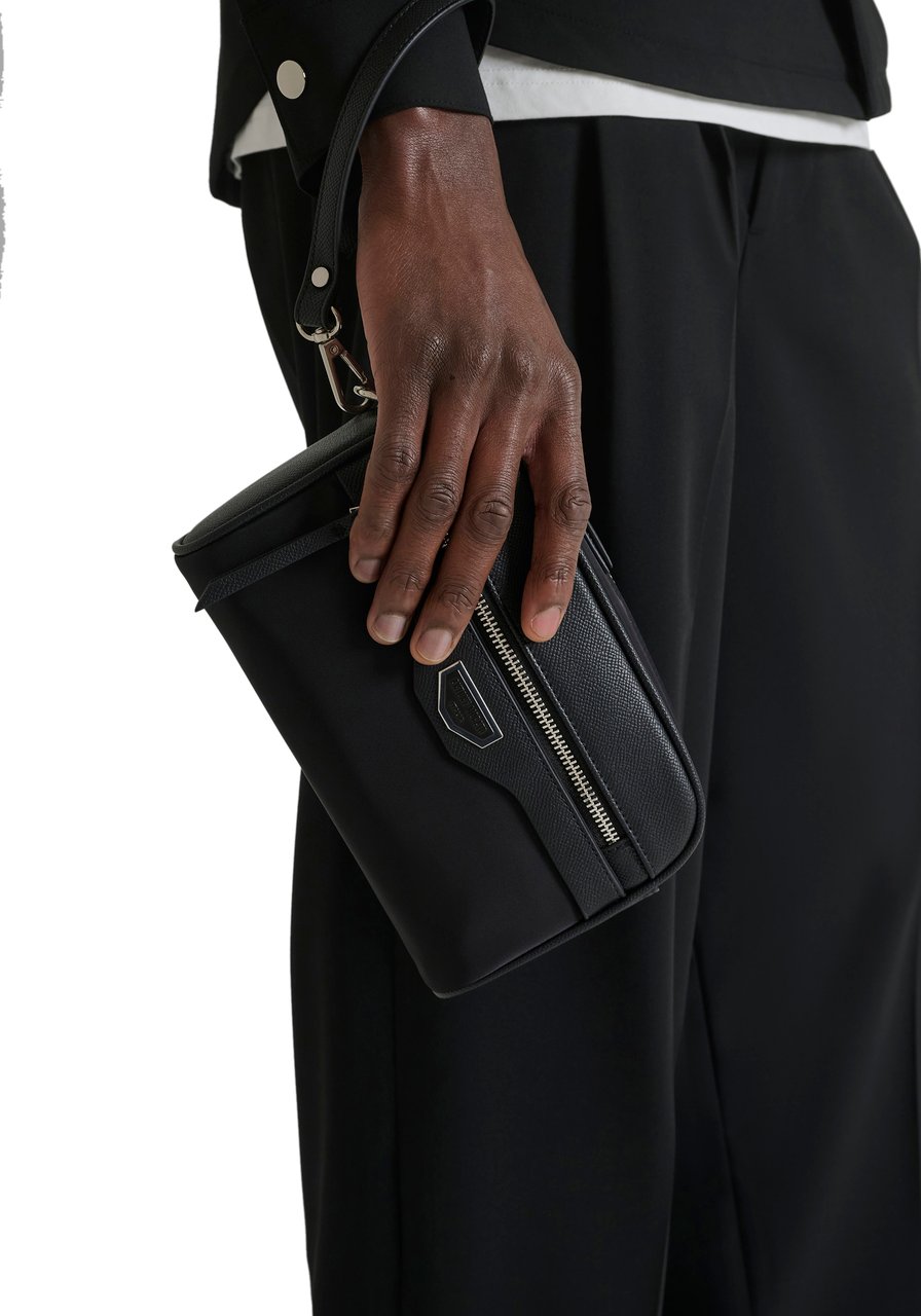 Antony Morato POUCH IN NYLON AND FAUX LEATHER.METAL ZIP POCKET.3D LOGO ON METAL PLATE.DETACHABLE HANDLE Zwart