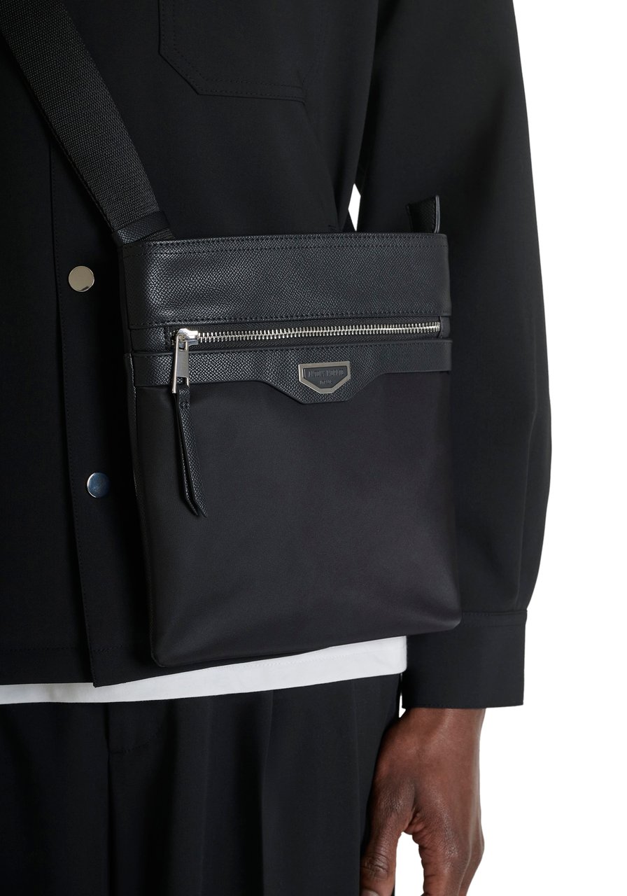 Antony Morato MESSENGER. ZIP POCKET.3D LOGO.ADJUSTABLE STRAP Zwart