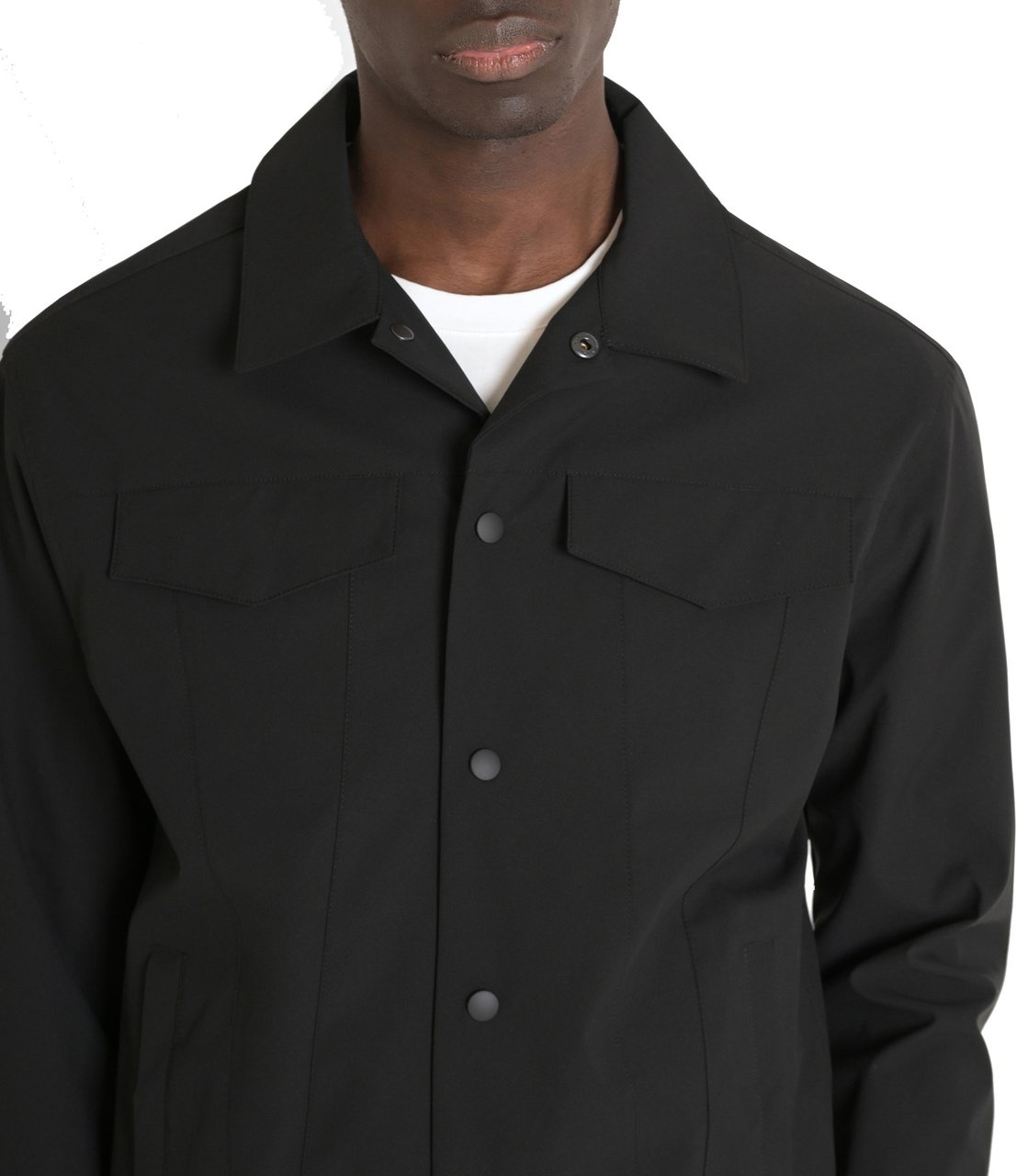 Antony Morato COAT REGULAR FIT IN COMPOUND TECHNO FABRIC WITH METAL LOGO ON RUBBER FLAG Zwart