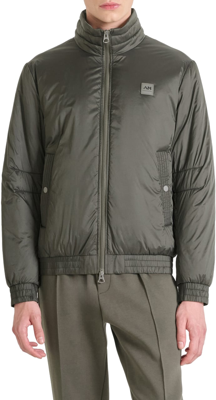Antony Morato COAT REGULAR FIT IN NYLON SHIOZE FABRIC WITH ECOPADDING AND LOGOED BADGE ON RUBBER PATCH Groen