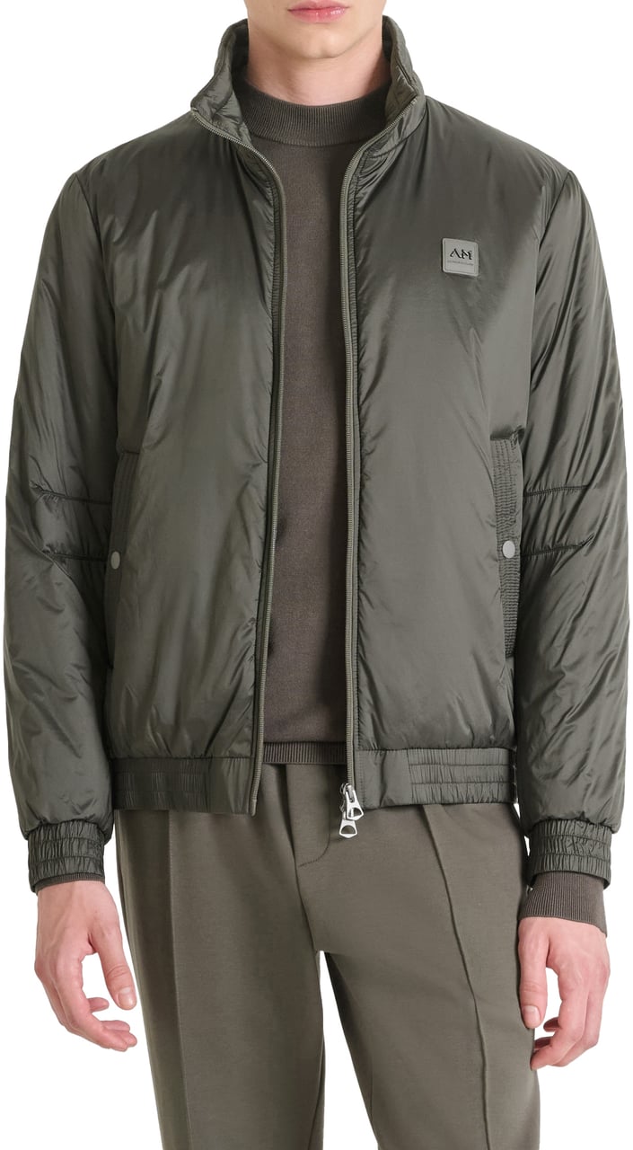 Antony Morato COAT REGULAR FIT IN NYLON SHIOZE FABRIC WITH ECOPADDING AND LOGOED BADGE ON RUBBER PATCH Groen