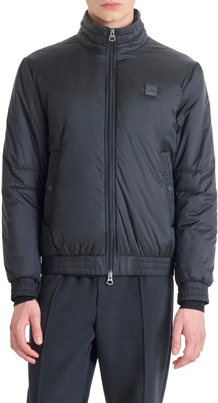 Antony Morato COAT REGULAR FIT IN NYLON SHIOZE FABRIC WITH ECOPADDING AND LOGOED BADGE ON RUBBER PATCH Blauw