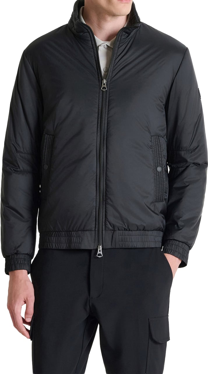 Antony Morato COAT REGULAR FIT IN NYLON SHIOZE FABRIC WITH ECOPADDING AND LOGOED METAL BADGE ON RUBBER PATCH Zwart