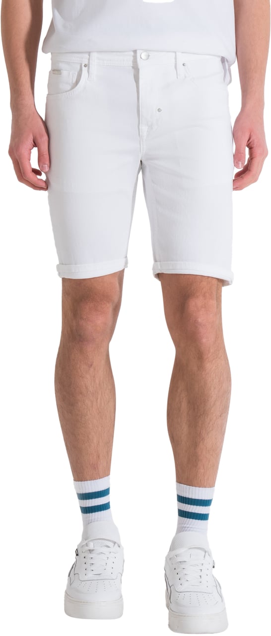 Antony Morato OZZY SKINNY FIT COLOUR POWER STRETCH DENIM SHORTS Wit