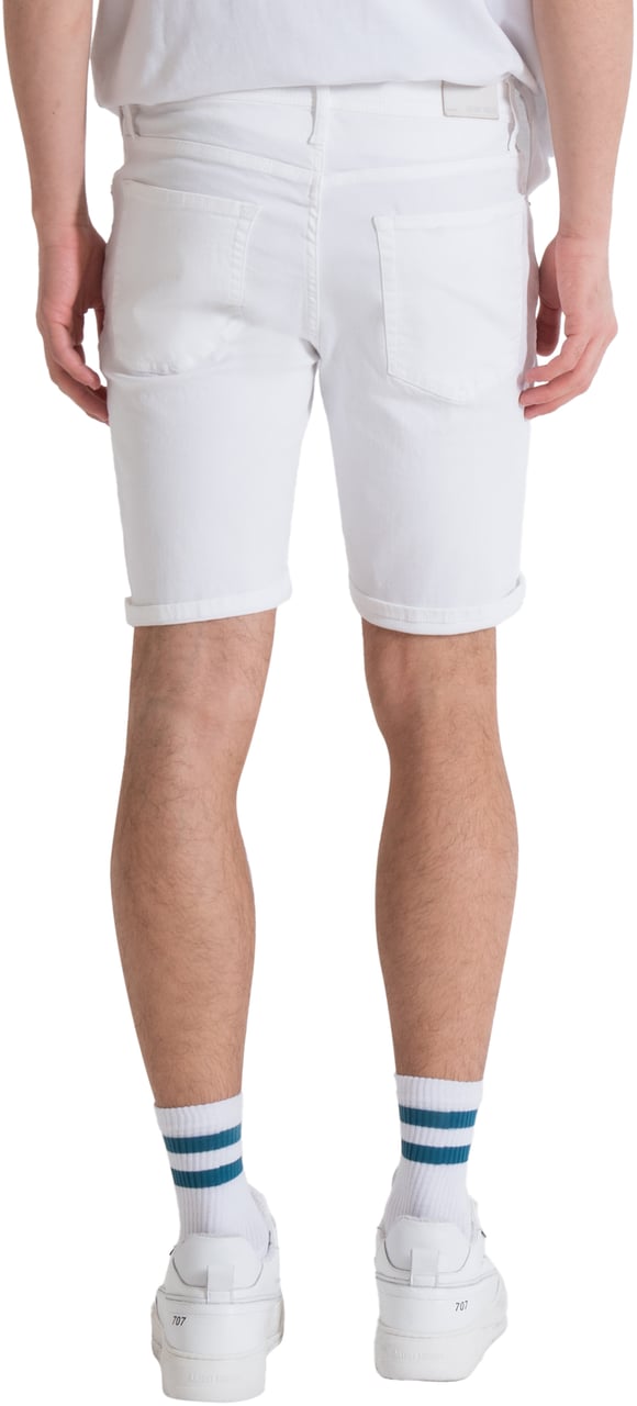 Antony Morato OZZY SKINNY FIT COLOUR POWER STRETCH DENIM SHORTS Wit