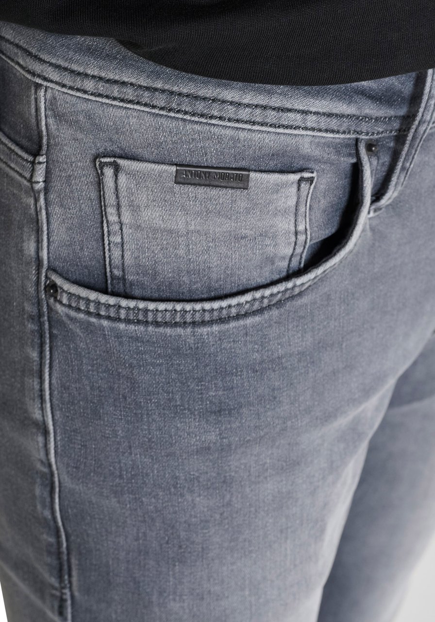 Antony Morato JEANS OZZY TAPERED FIT IN ICONIC GREY DENIM Grijs