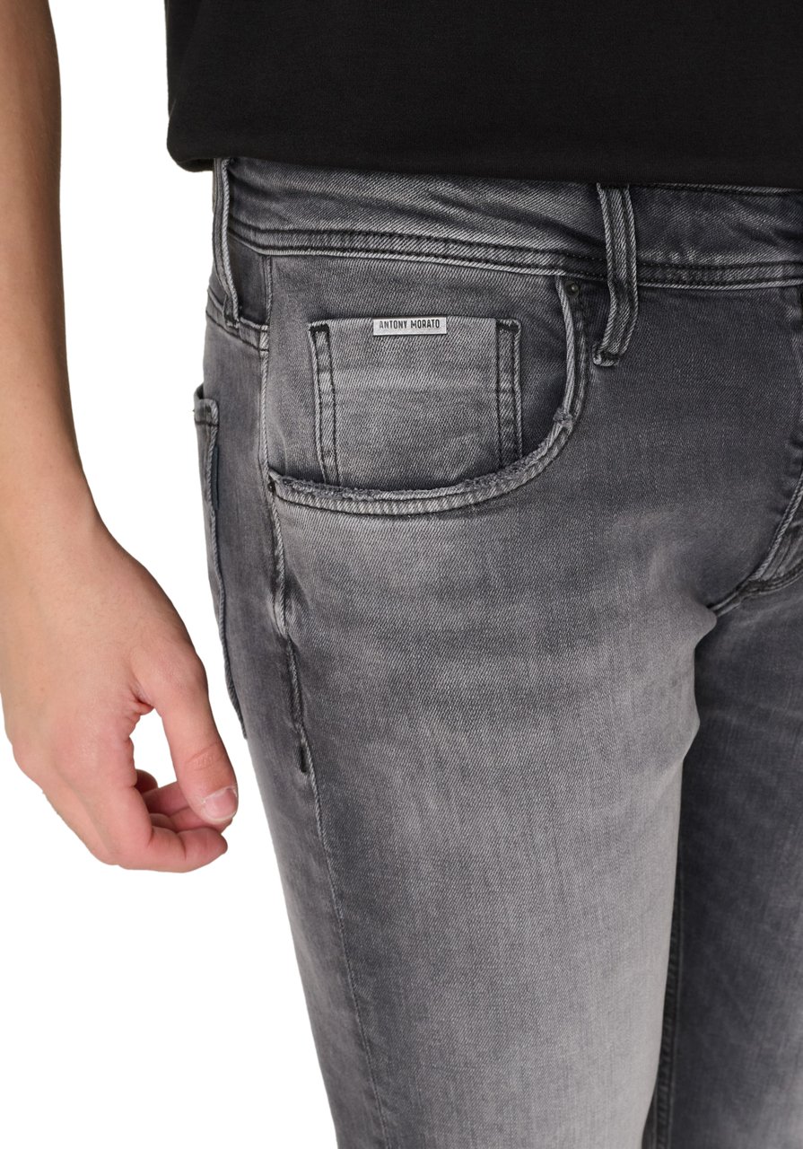 Antony Morato JEANS KURT COMFORT TAPERED FIT IN AUTHENTIC BLACK BLACK DENIM Zwart