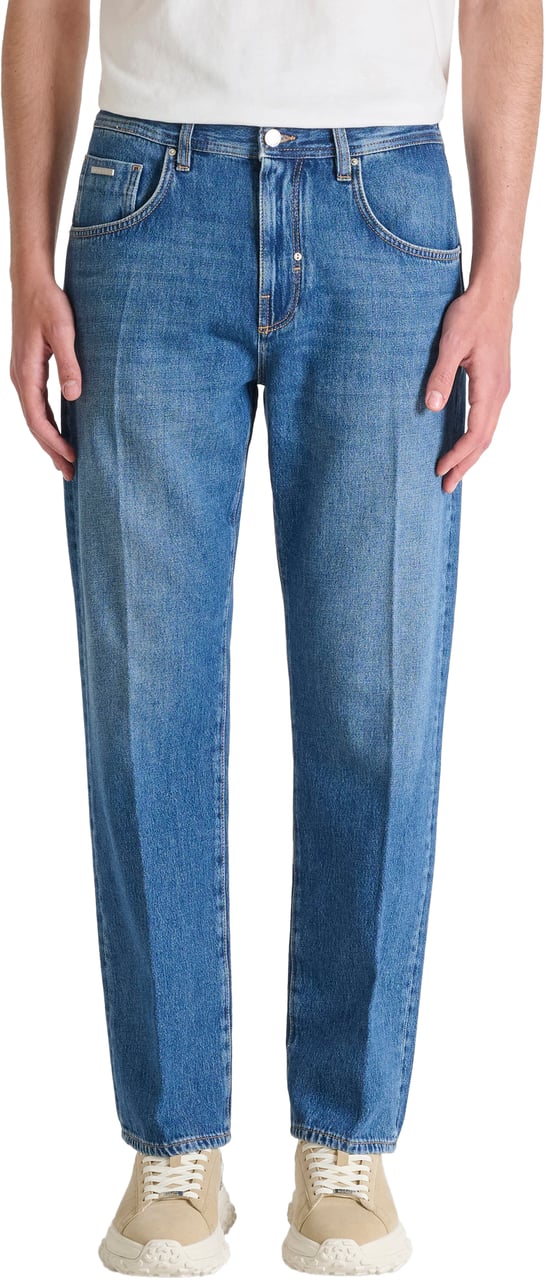 Antony Morato JEANS BEN RELAXED FIT IN RIGID BLUE DENIM WITH LOGO EMBROIDERY ON BACK POCKET Blauw