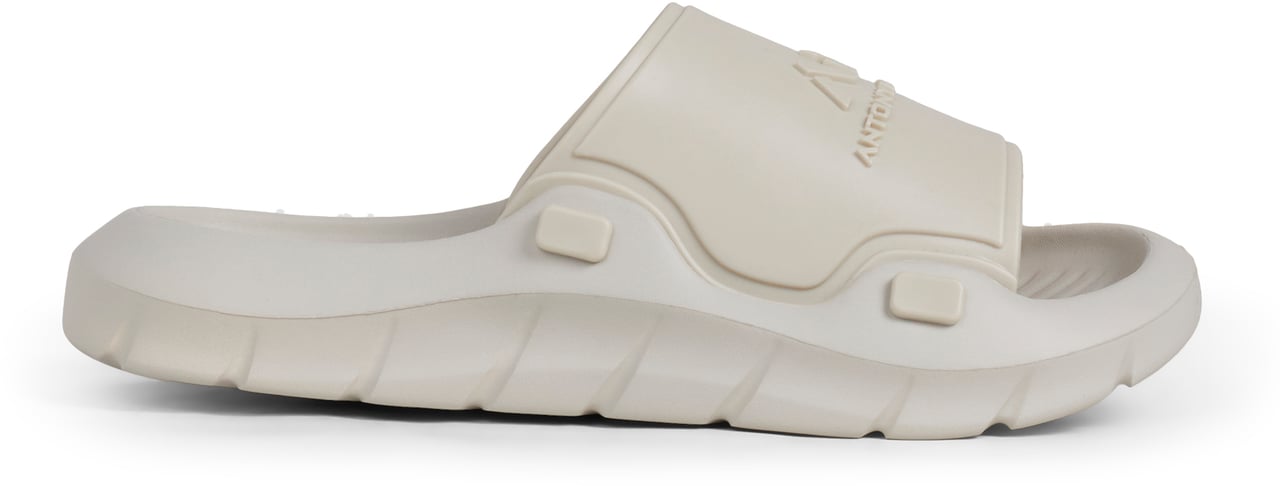 Antony Morato SLIPPER HOLBOR IN RUBBER.3D LOGO RELIEF ON UPPER.LIGHT EVA SOLE Beige
