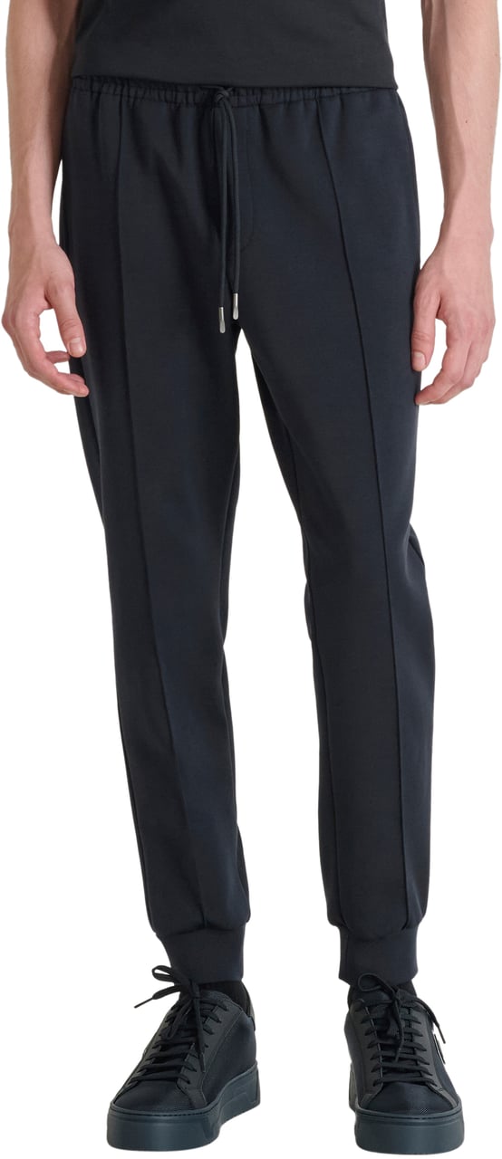 Antony Morato FLEECE TROUSERS CARROT FIT WITH LOGOED BADGE Blauw