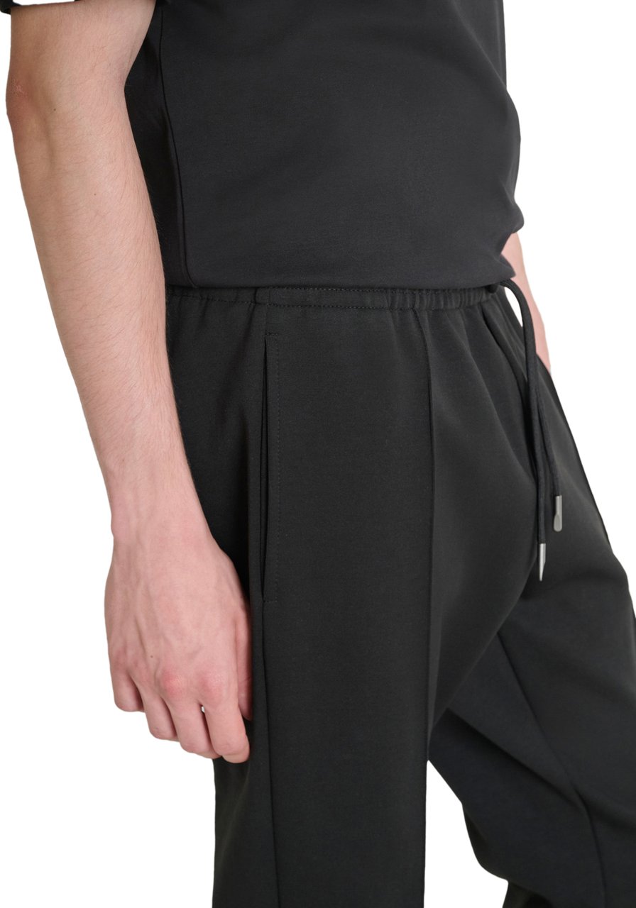 Antony Morato FLEECE TROUSERS CARROT FIT WITH LOGOED BADGE Zwart