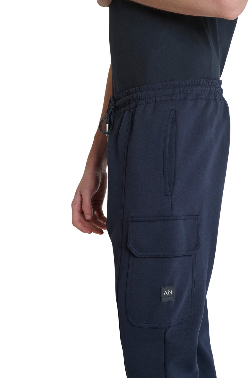 Antony Morato FLEECE TROUSERS REGULAR FIT IN INTERLOCK WITH RUBBER METAL PATCH ON POCKET Blauw