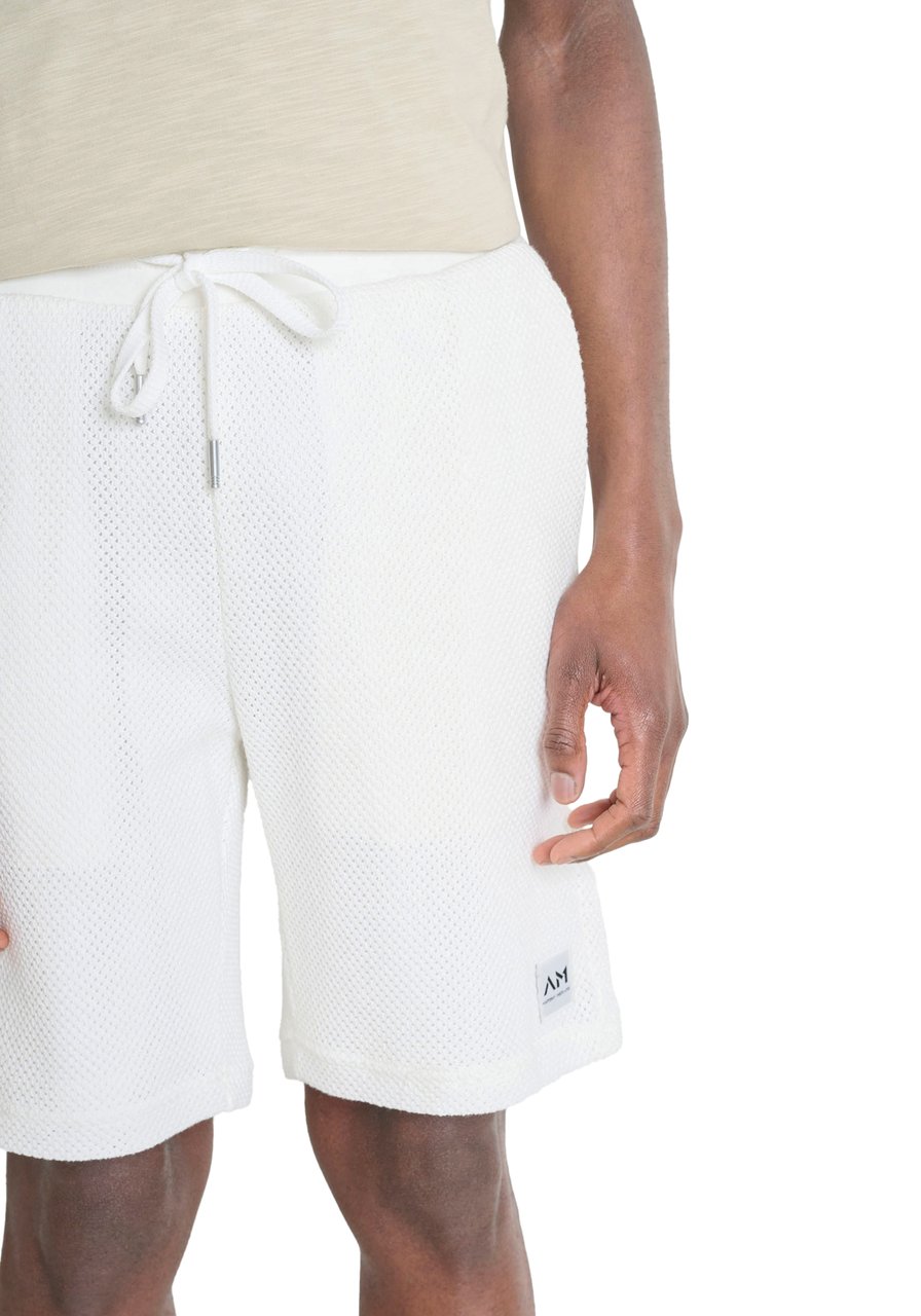 Antony Morato SHORTS REGULAR FIR IN  JAQUARD FABRIC WITH LOGO PATCH ON LEG Beige