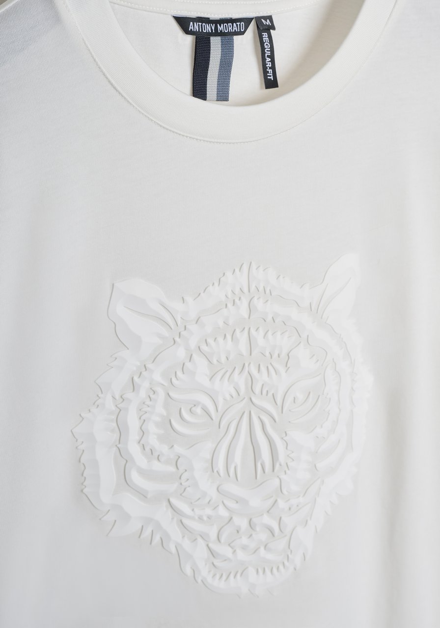 Antony Morato T-SHIRT REGULAR FIT WITH PRISM SHAPE RUBBER TIGER PRINT Beige