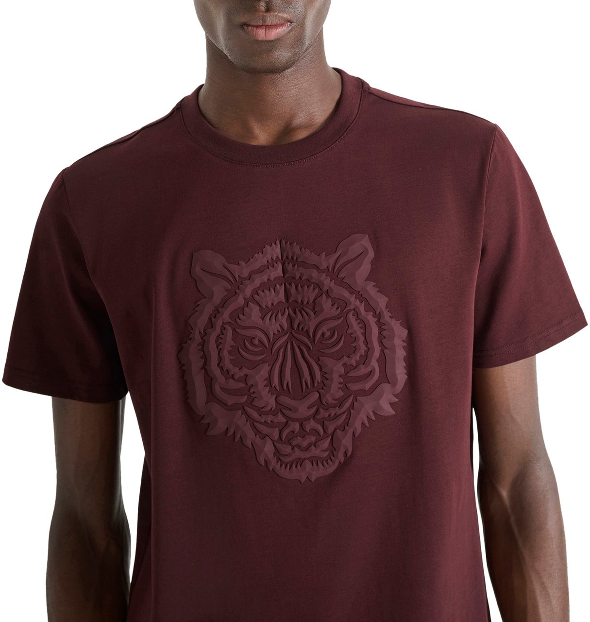 Antony Morato T-SHIRT REGULAR FIT IN JERSEY COTTON FABRIC WITH PRISM SHAPE RUBBER TIGER PRINT Rood