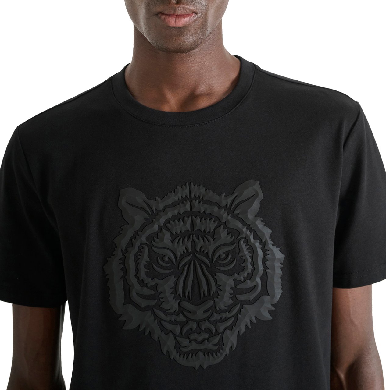 Antony Morato T-SHIRT REGULAR FIT IN JERSEY COTTON FABRIC WITH PRISM SHAPE RUBBER TIGER PRINT Zwart