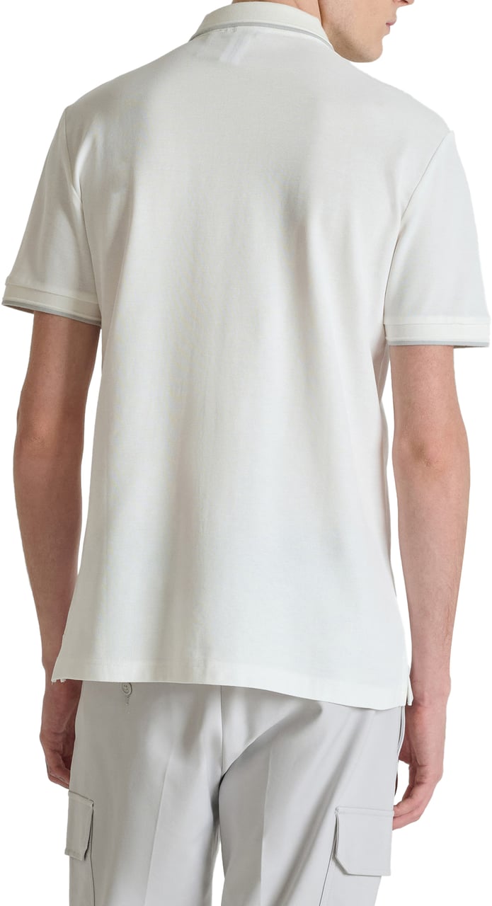 Antony Morato POLO REGULAR FIT IN PIQUET WITH STRIPED RIB ON COLLAR AND ON CUFFS AND LOGO PATCH ON SIDE Beige