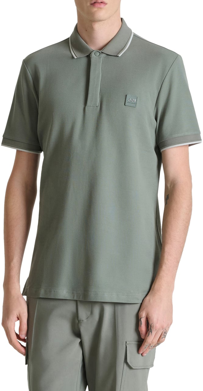 Antony Morato POLO REGULAR FIT IN PIQUET WITH STRIPED RIB ON COLLAR AND ON CUFFS AND LOGO PATCH ON SIDE Groen