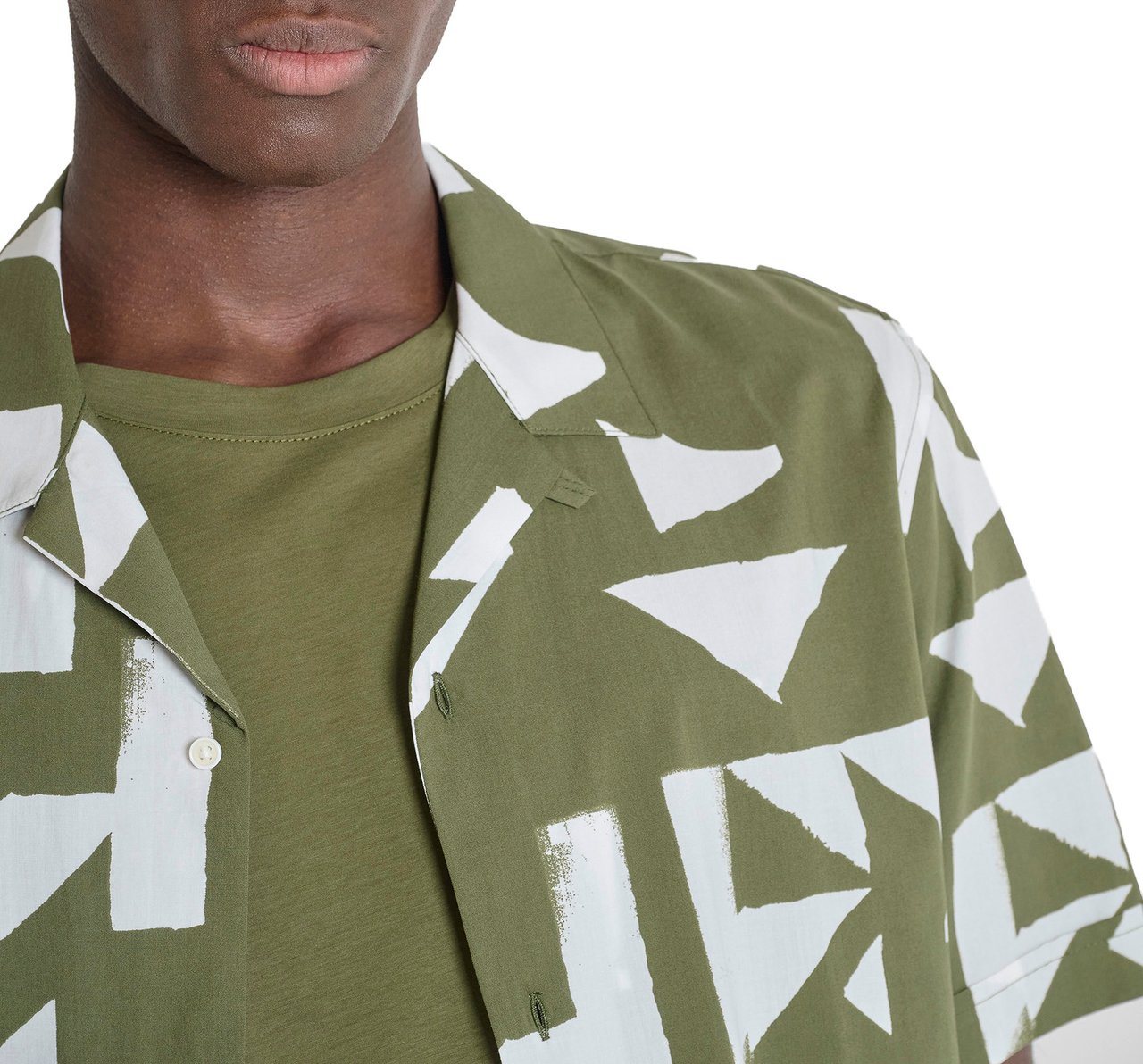 Antony Morato SHIRT HONOLULU REGULAR STRAIGHT FIT IN WITH LOGOED BADGE Groen