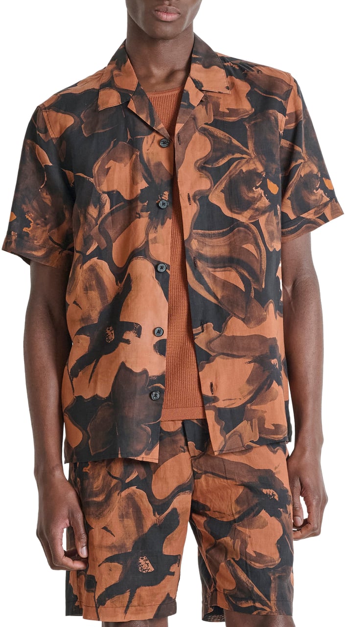 Antony Morato SHIRT HONOLULU RELAXED STRAIGHT FIT IN RAMIE FABRIC WITH LOGOED  BADGE Divers