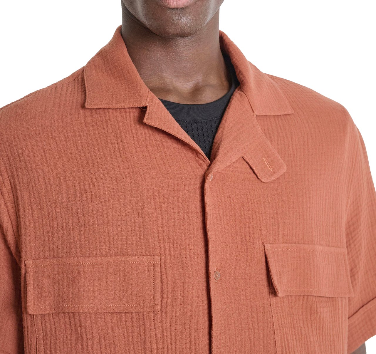 Antony Morato SHIRT NAIROBI RELAXED FIT IN SOFT TOUCH COTTON CRINCKLE FINISH WITH LOGOED PATCH Divers