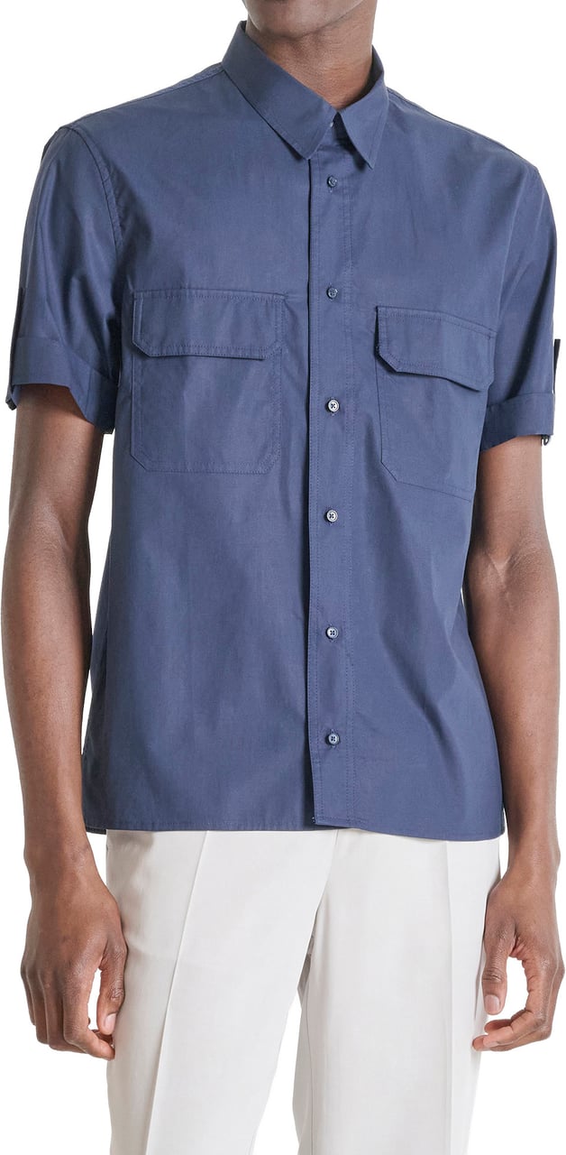 Antony Morato SHIRT HANOI REGULAR FIT IN POPELINE LYOCELL WITH LOGOED BADGE Blauw