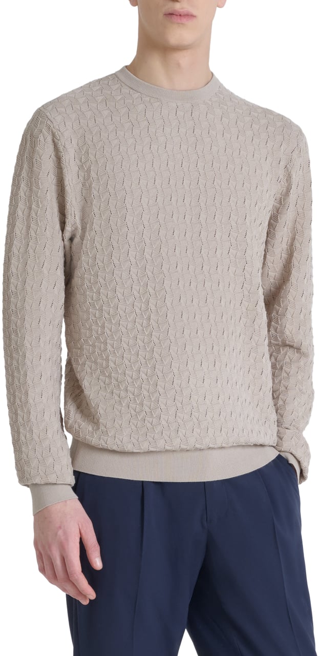 Antony Morato SWEATER REGULAR FIT IN COMBED COTTON FINE YARN 3D JACQUARD KNITSTITCH WITH LOGOED METAL BADGE Beige