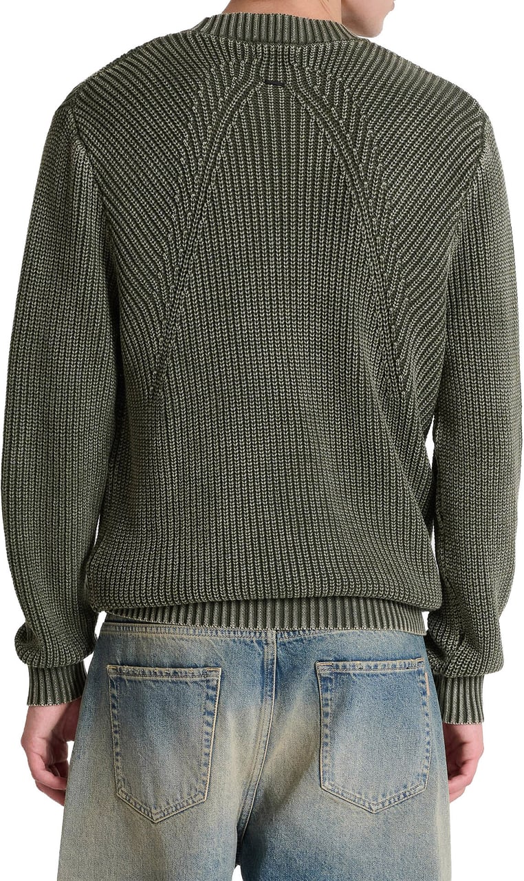 Antony Morato ROUND COLLAR SWEATER REGULAR FIT IN COTTON GARMENT DYE AND ACID WASH WITH METAL PLATE Groen