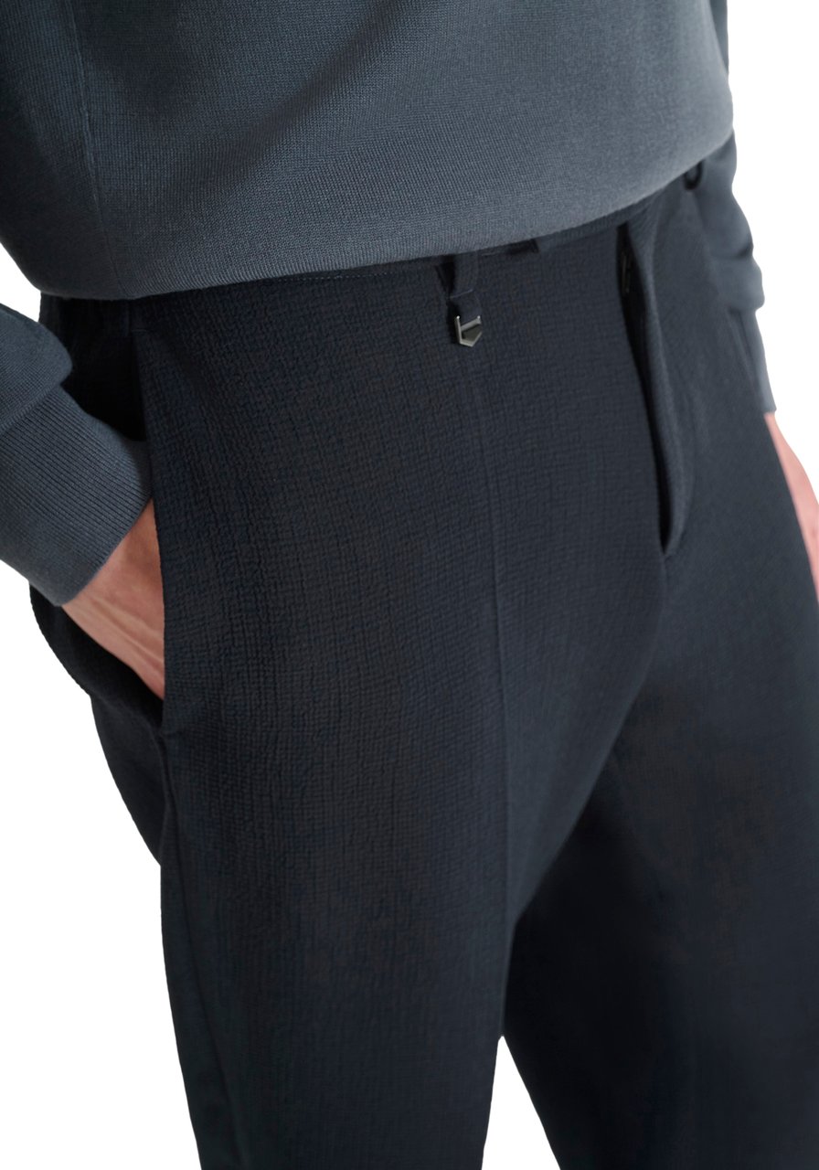 Antony Morato TROUSERS CORA REGULAR STRAIGHT FIT IN CRINKLE POLYESTER FABRIC TECHNO HANDFEEL Blauw