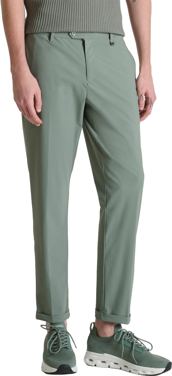 Antony Morato TROUSERS RAD SLIM ANKLE LENGHT FIT IN BI-STRETCH FABRIC TECHNO HANDFEEL Groen