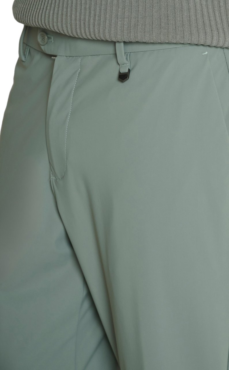 Antony Morato TROUSERS RAD SLIM ANKLE LENGHT FIT IN BI-STRETCH FABRIC TECHNO HANDFEEL Groen